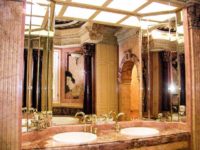 Ванная комната в античном стиле