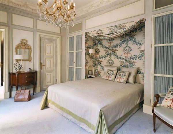 Безупречные спальни, оформленные во французском стиле
